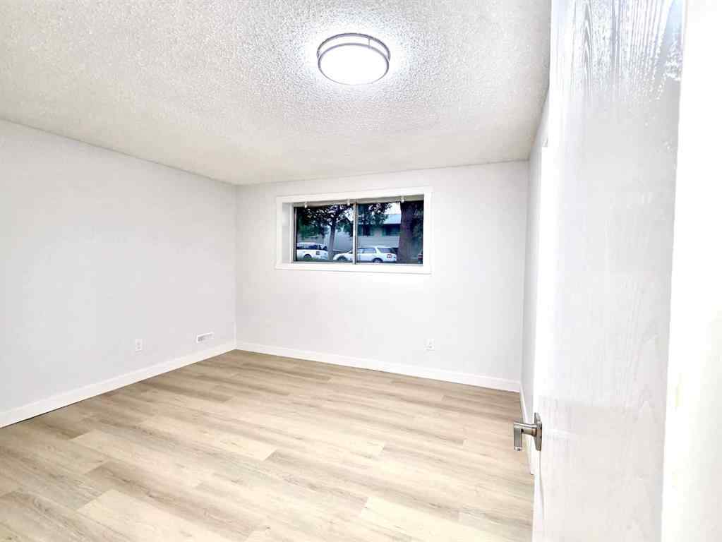 MLS® A2255442 - 131 Whiteview Close NE in Whitehorn Calgary, Residential