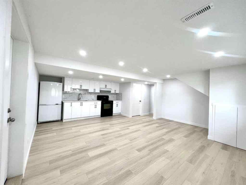 MLS® A2255442 - 131 Whiteview Close NE in Whitehorn Calgary, Residential