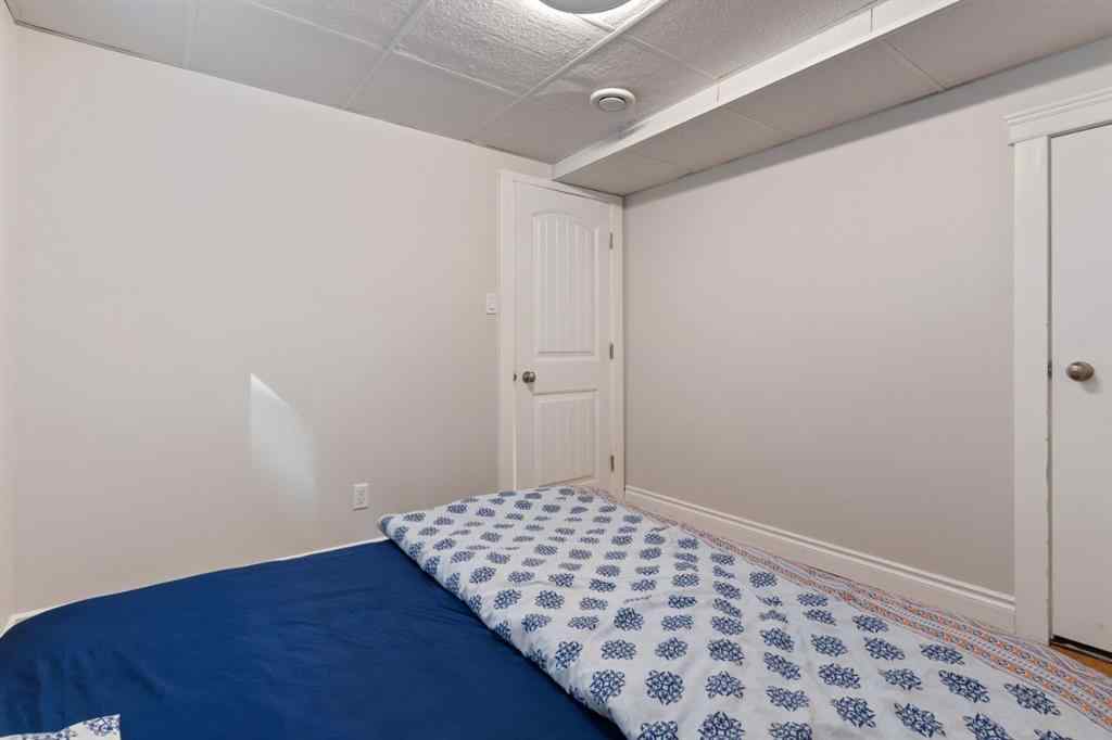 MLS® A2255443 - 5005 65 Street  in Grandview Camrose, Residential