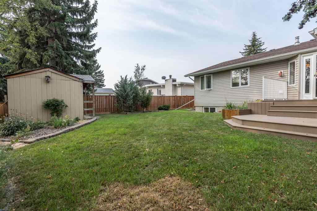 MLS® A2255443 - 5005 65 Street  in Grandview Camrose, Residential
