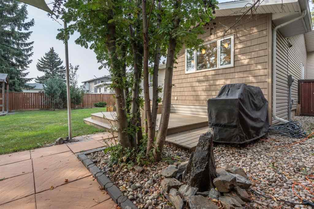 MLS® A2255443 - 5005 65 Street  in Grandview Camrose, Residential