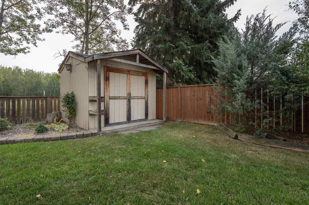 MLS® A2255443 - 5005 65 Street  in Grandview Camrose, Residential