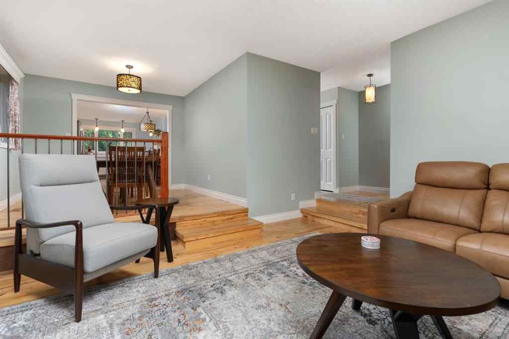 MLS® A2255443 - 5005 65 Street  in Grandview Camrose, Residential