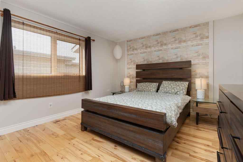 MLS® A2255443 - 5005 65 Street  in Grandview Camrose, Residential