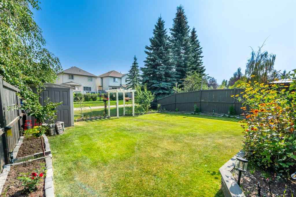 MLS® A2255445 - 14 Cranfield Crescent SE in Cranston Calgary, Residential