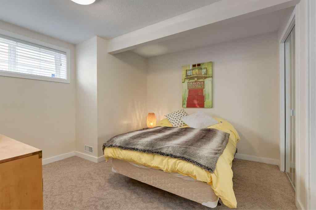 MLS® A2255446 - 21 Springbank Rise SW in Springbank Hill Calgary, Residential