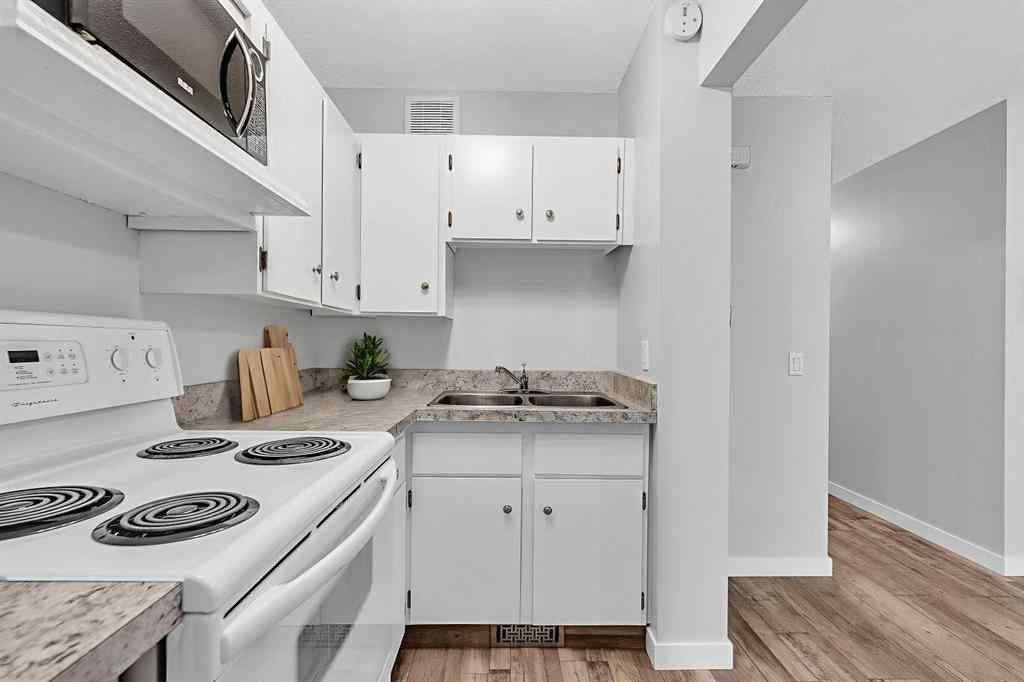 MLS® A2255447 - Unit #417 3500 Varsity Drive NW in Varsity Calgary, Residential