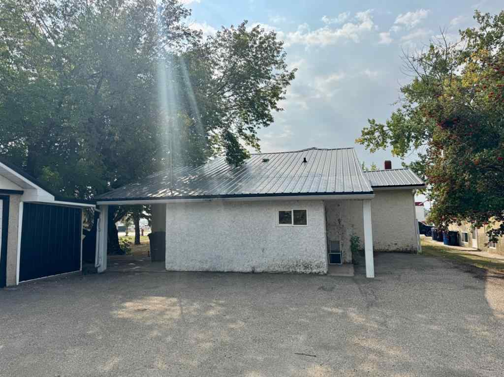 MLS® A2255448 - 11104 102 Avenue  in NONE Fairview, Residential