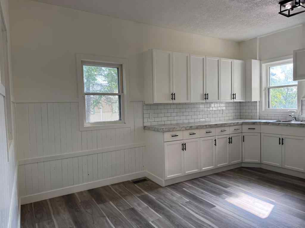 MLS® A2255448 - 11104 102 Avenue  in NONE Fairview, Residential