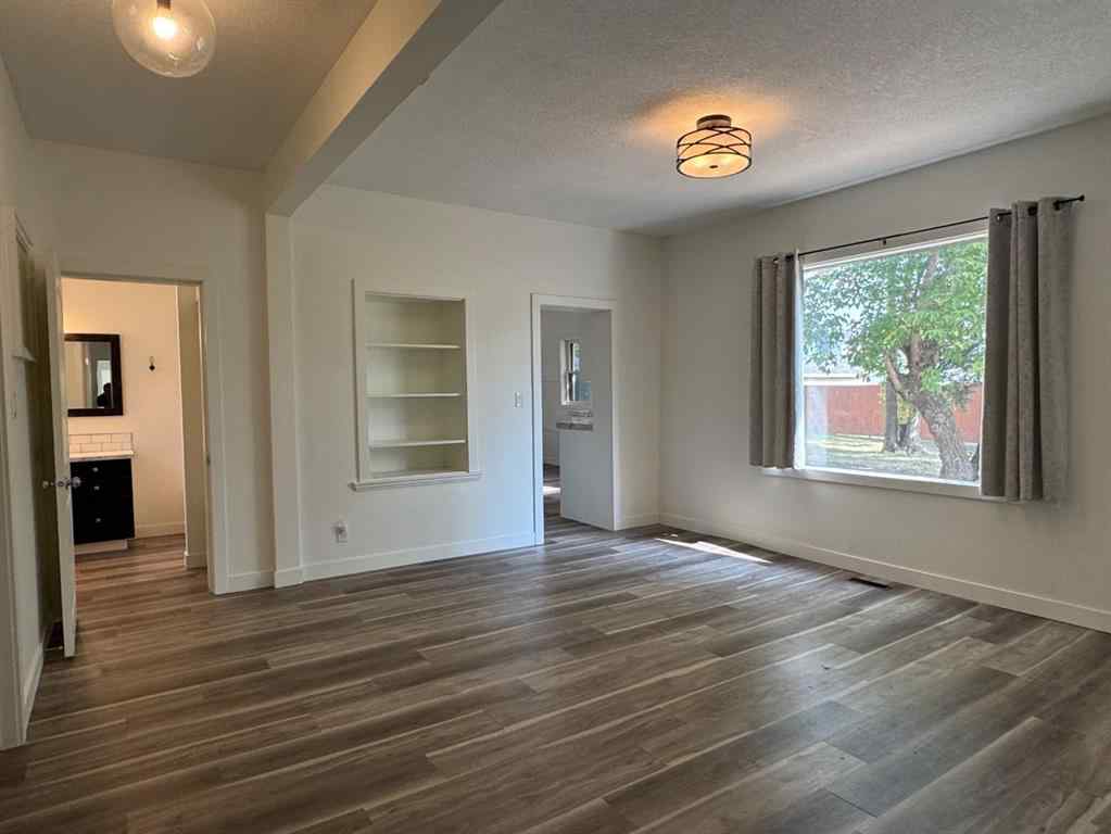 MLS® A2255448 - 11104 102 Avenue  in NONE Fairview, Residential