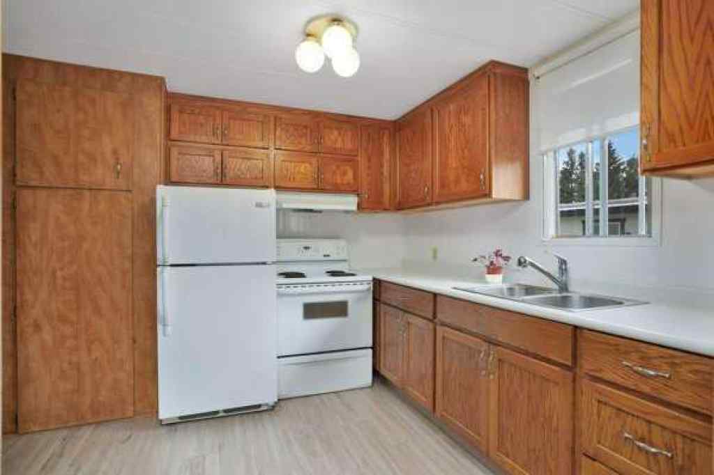 MLS® A2255449 - 5105 46 Street  in NONE Rimbey, Residential