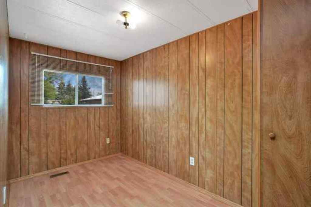 MLS® A2255449 - 5105 46 Street  in NONE Rimbey, Residential