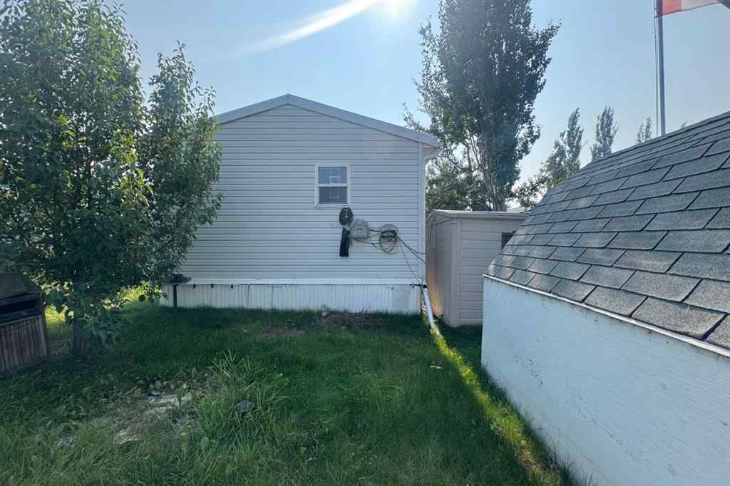 MLS® A2255452 - 9738 121 Avenue  in Crystal Ridge Grande Prairie, Residential