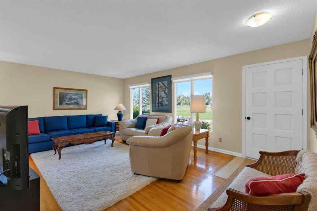 MLS® A2255453 - 64 Lake Emerald Road SE in Lake Bonavista Calgary, Residential