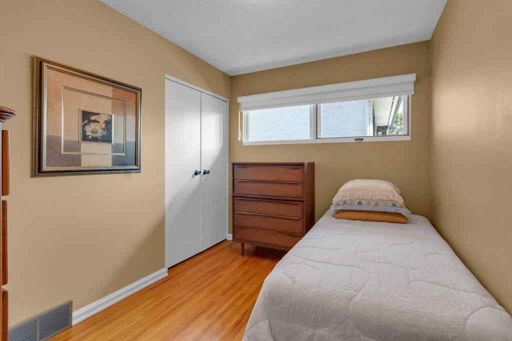 MLS® A2255453 - 64 Lake Emerald Road SE in Lake Bonavista Calgary, Residential