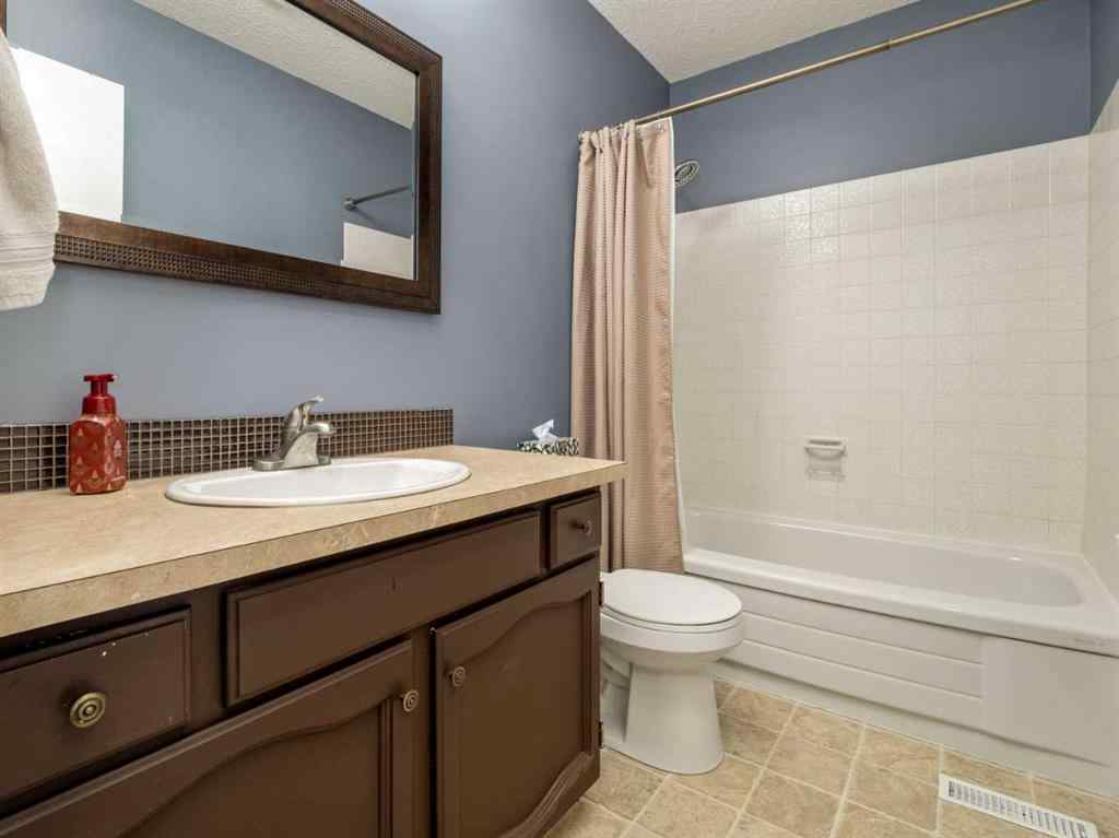 MLS® A2255457 - Unit #13 4025 Glacier Avenue S in Lakeview Lethbridge, Residential