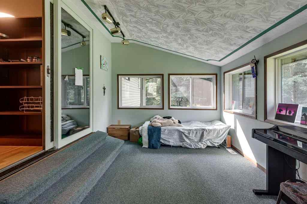 MLS® A2255458 -  40410 Range rd 34   in NONE Rural Ponoka County, Residential