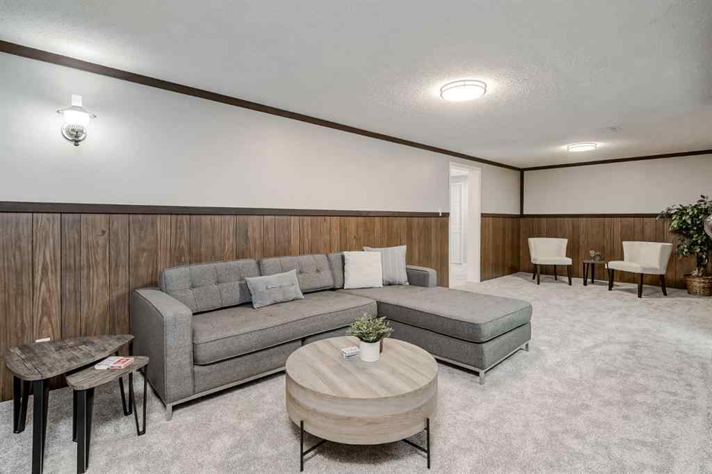 MLS® A2255459 - 7419 Huntertown Crescent NW in Huntington Hills Calgary, Residential