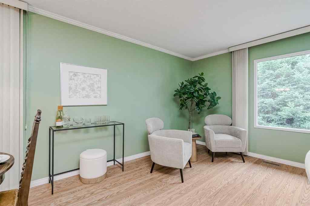 MLS® A2255459 - 7419 Huntertown Crescent NW in Huntington Hills Calgary, Residential