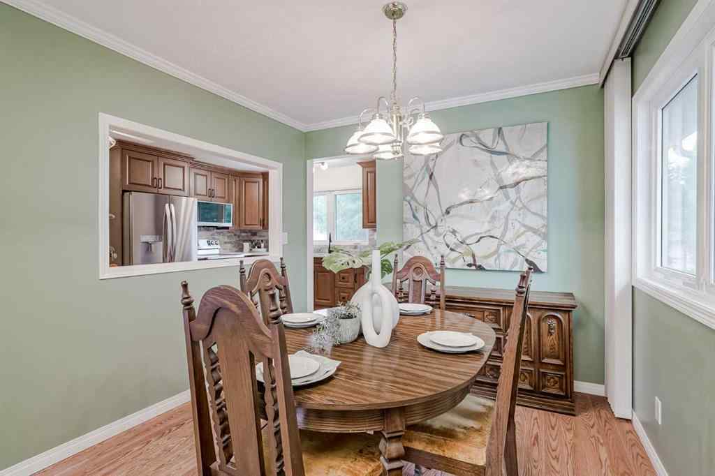 MLS® A2255459 - 7419 Huntertown Crescent NW in Huntington Hills Calgary, Residential