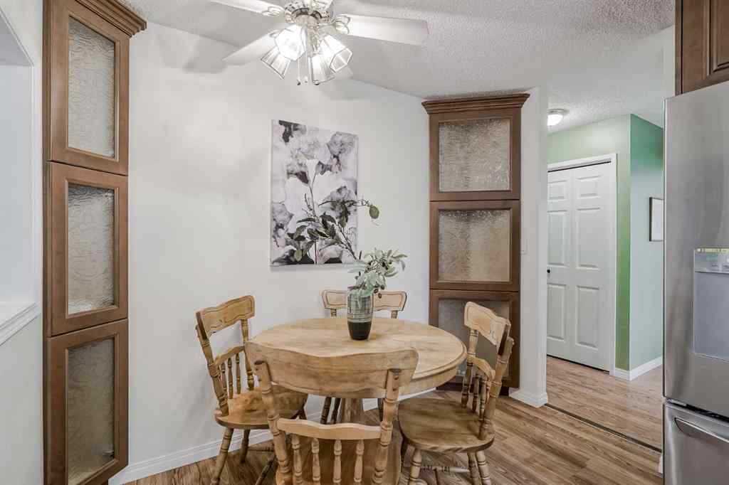 MLS® A2255459 - 7419 Huntertown Crescent NW in Huntington Hills Calgary, Residential