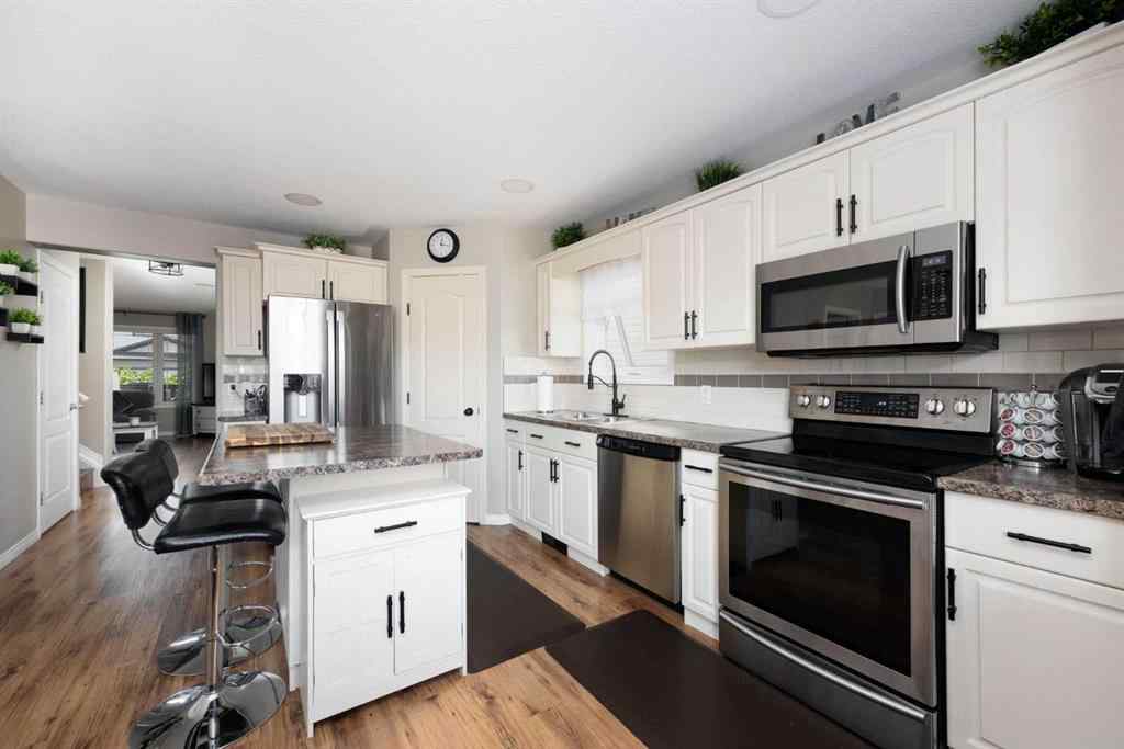 MLS® A2255460 - 225 Hawthorn Way  in Timberlea Fort McMurray, Residential