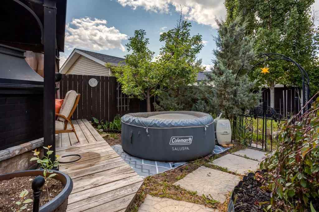 MLS® A2255462 - 53 PRESTWICK Rise SE in McKenzie Towne Calgary, Residential