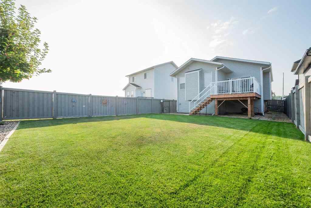 MLS® A2255463 - 8714 83 Avenue  in Fieldbrook Grande Prairie, Residential