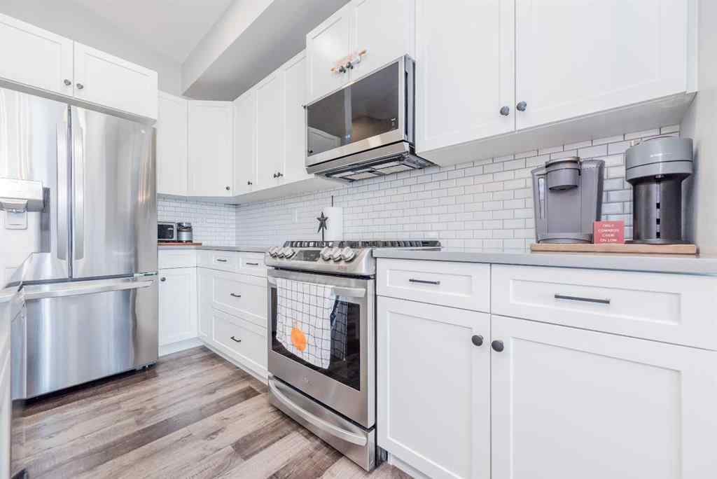 MLS® A2255463 - 8714 83 Avenue  in Fieldbrook Grande Prairie, Residential