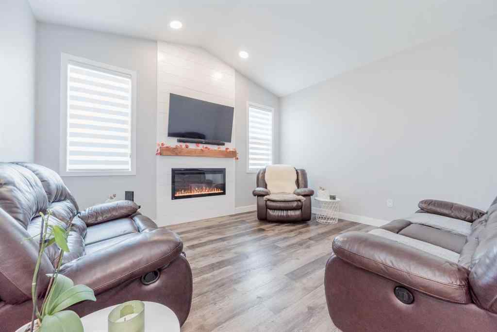 MLS® A2255463 - 8714 83 Avenue  in Fieldbrook Grande Prairie, Residential