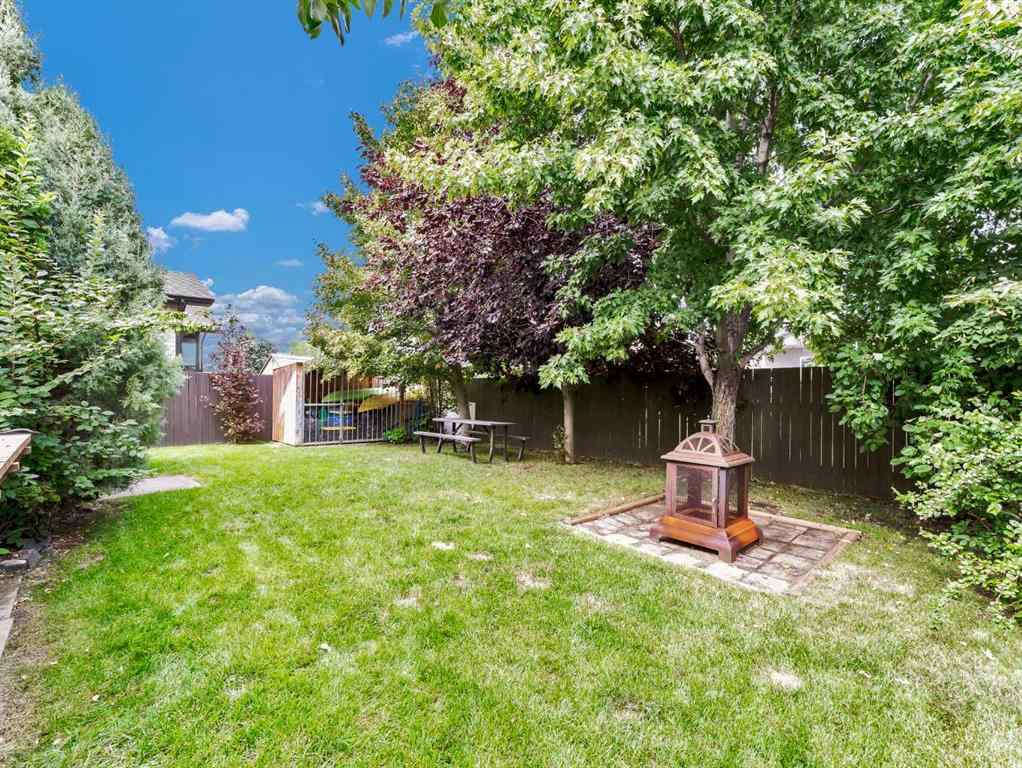 MLS® A2255465 - 40 Terrace Close NE in Terrace Medicine Hat, Residential