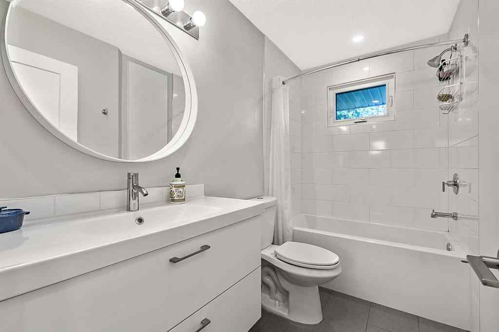 MLS® A2255468 - 4004 46 Street SW in Glamorgan Calgary, Residential