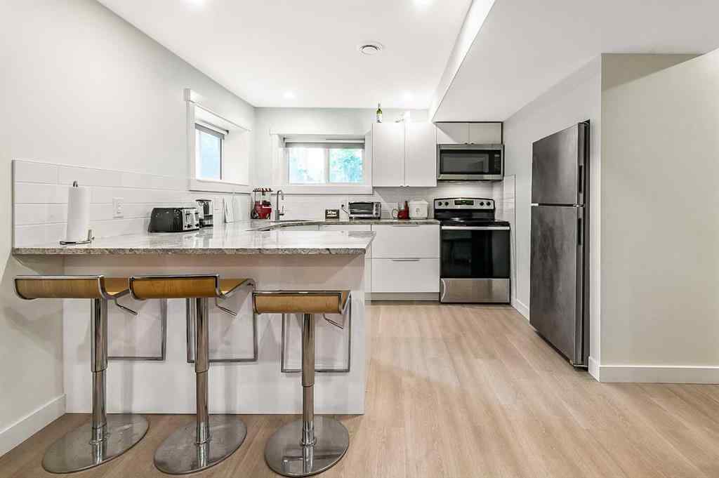 MLS® A2255468 - 4004 46 Street SW in Glamorgan Calgary, Residential