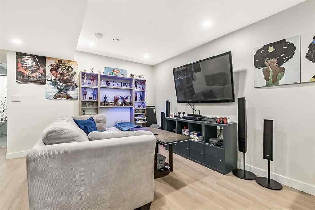 MLS® A2255468 - 4004 46 Street SW in Glamorgan Calgary, Residential