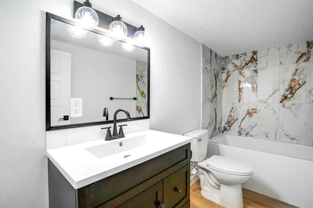 MLS® A2255471 - 264 Penbrooke Close SE in Penbrooke Meadows Calgary, Residential