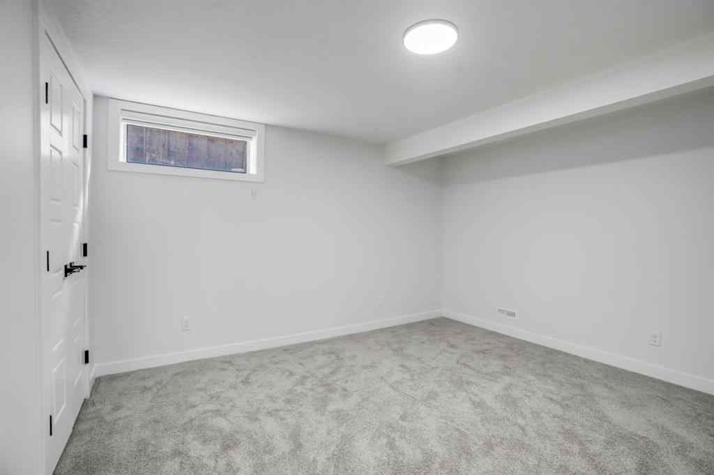 MLS® A2255471 - 264 Penbrooke Close SE in Penbrooke Meadows Calgary, Residential