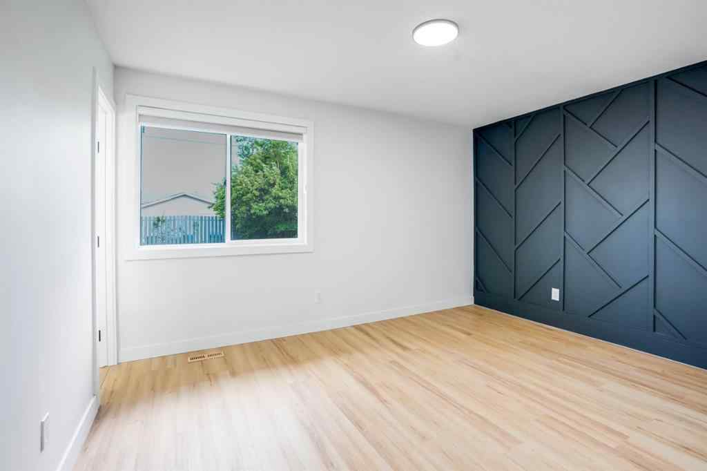 MLS® A2255471 - 264 Penbrooke Close SE in Penbrooke Meadows Calgary, Residential