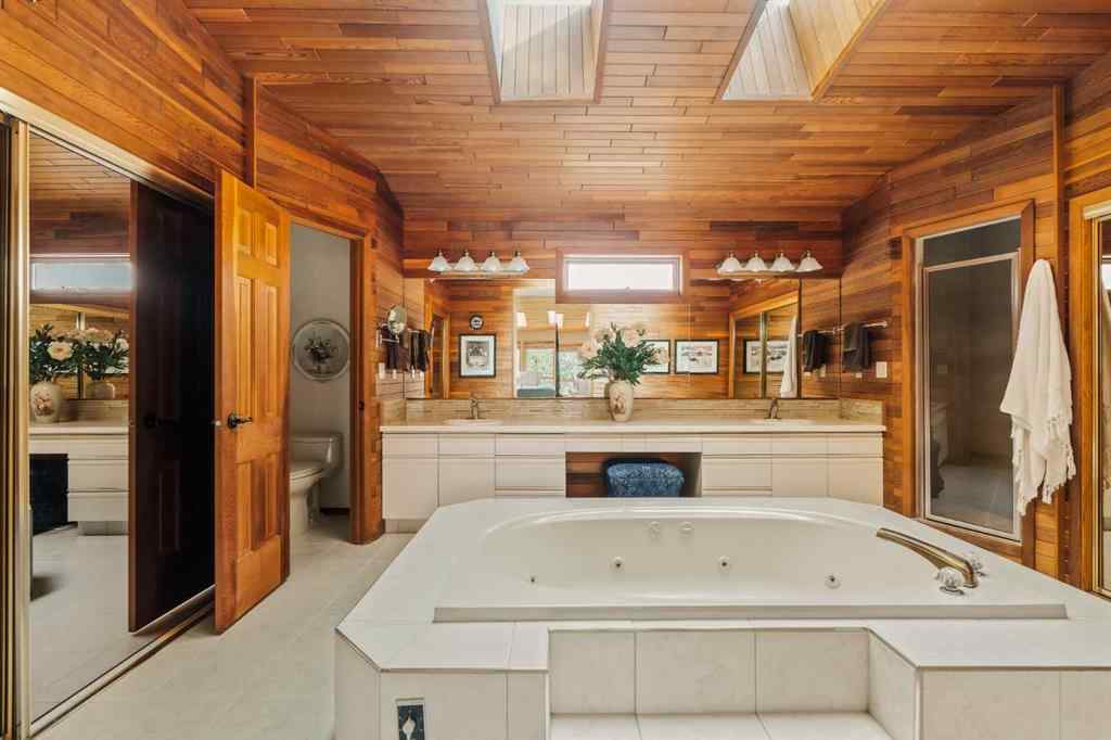 MLS® A2255472 - 84 Edendale Crescent NW in Edgemont Calgary, Residential