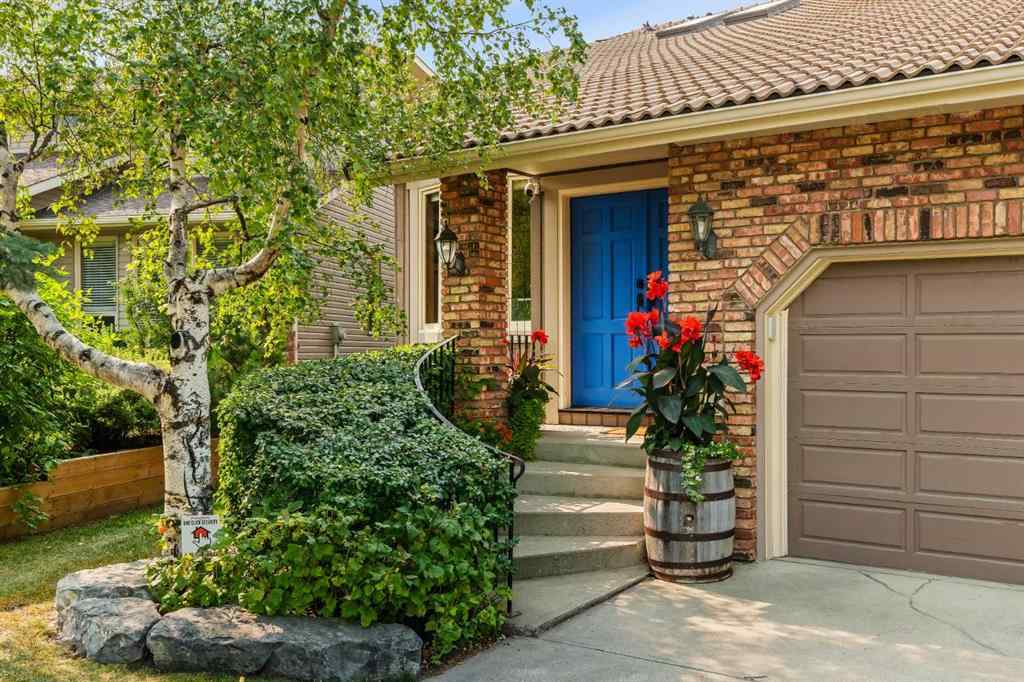 MLS® A2255472 - 84 Edendale Crescent NW in Edgemont Calgary, Residential