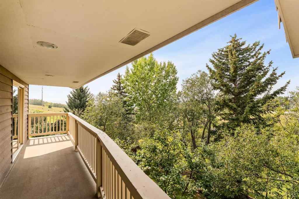 MLS® A2255472 - 84 Edendale Crescent NW in Edgemont Calgary, Residential