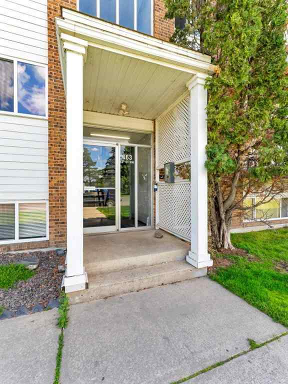 MLS® A2255473 - Unit #314 663 12 Street NW in Northwest Crescent Heights Medicine Hat, Residential