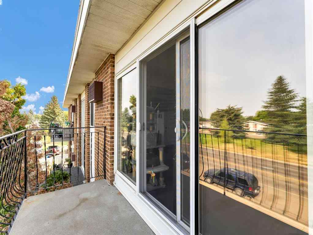 MLS® A2255473 - Unit #314 663 12 Street NW in Northwest Crescent Heights Medicine Hat, Residential