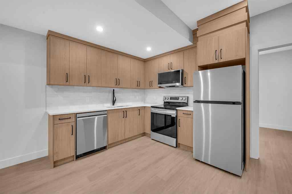 MLS® A2255474 - 7722 46 Avenue NW in Bowness Calgary, Residential