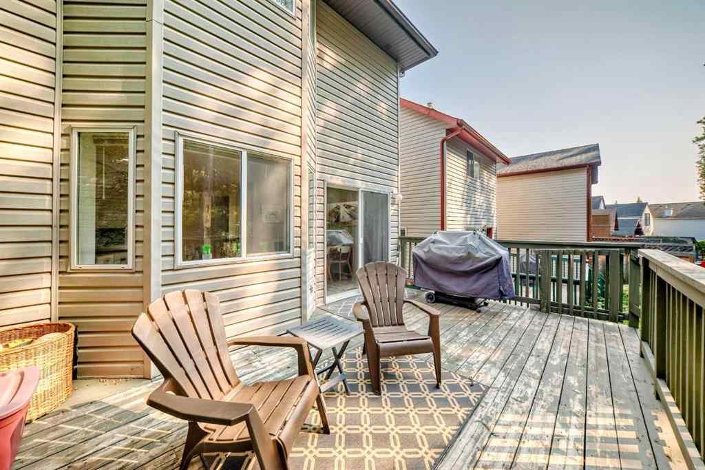 MLS® A2255475 - 985 Wilson Way  in Peaks of Grassi Canmore, Residential