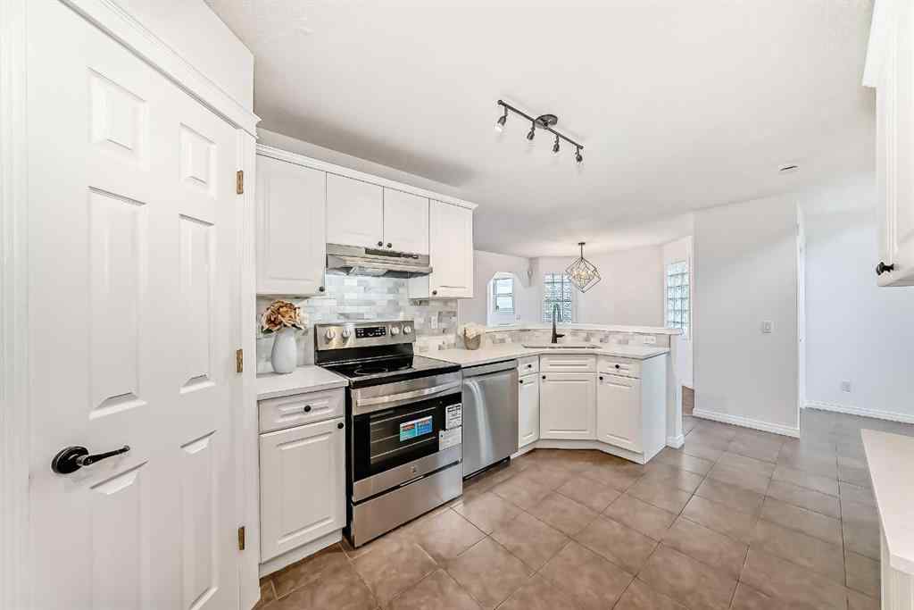 MLS® A2255479 - 71 Hidden Ranch Close NW in Hidden Valley Calgary, Residential