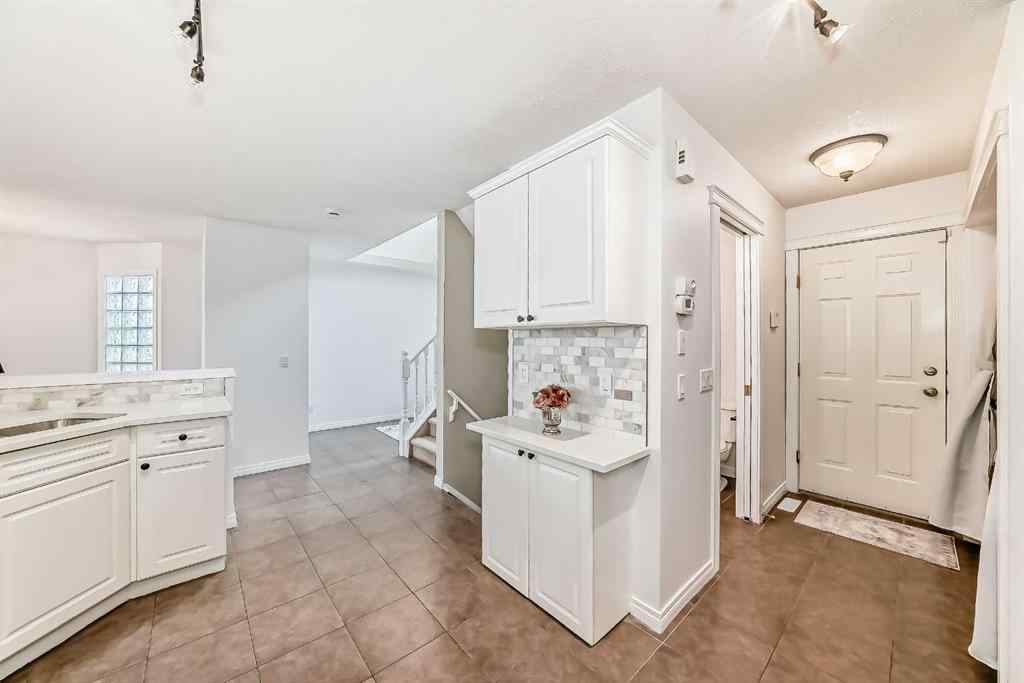 MLS® A2255479 - 71 Hidden Ranch Close NW in Hidden Valley Calgary, Residential