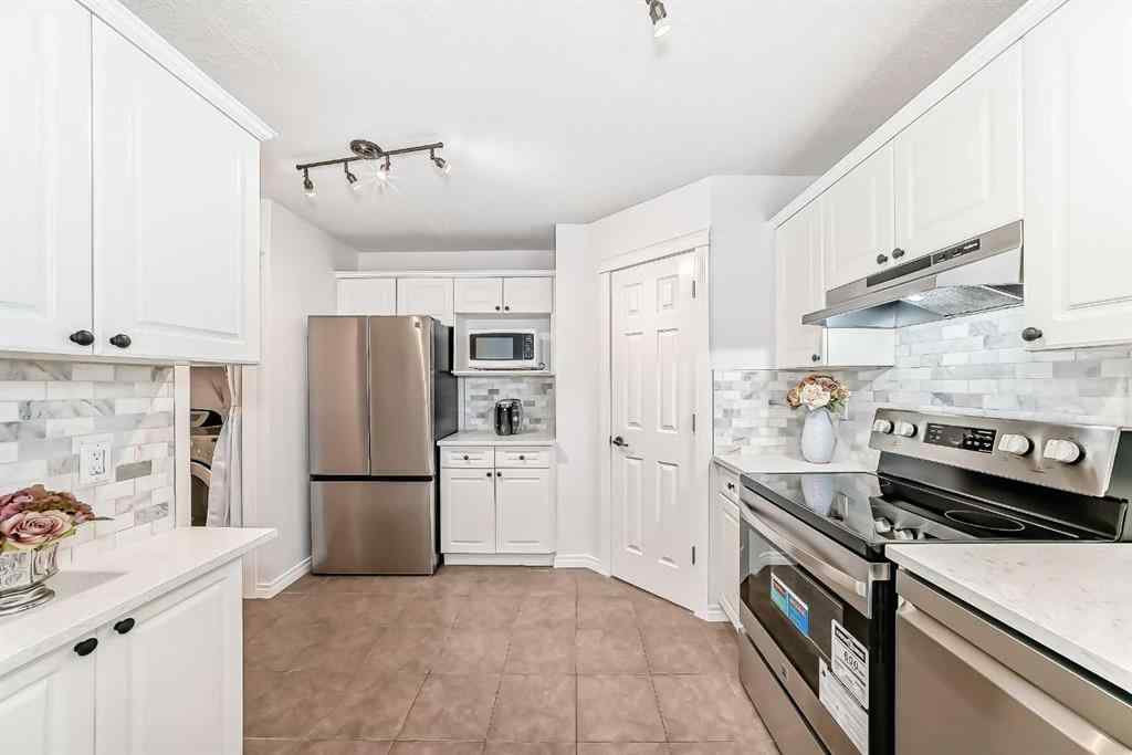 MLS® A2255479 - 71 Hidden Ranch Close NW in Hidden Valley Calgary, Residential
