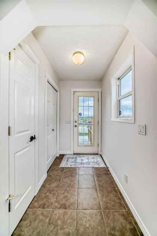 MLS® A2255479 - 71 Hidden Ranch Close NW in Hidden Valley Calgary, Residential