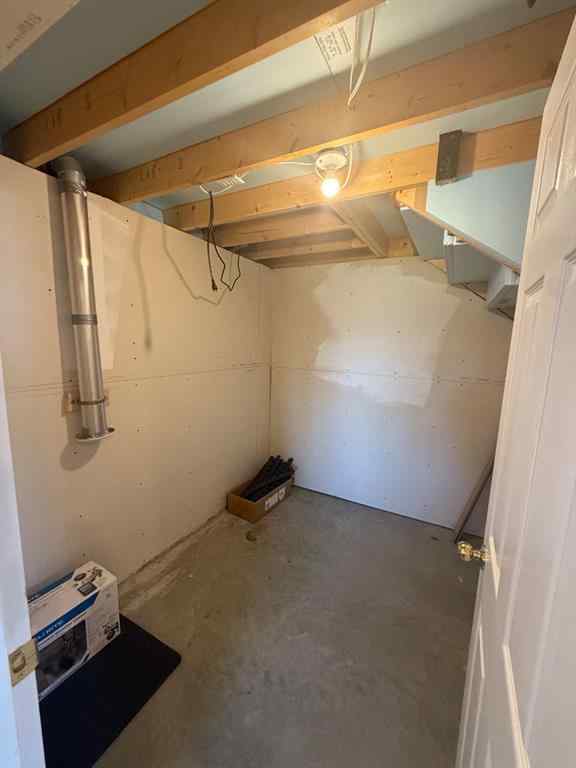 MLS® A2255480 - 9811 109 Street   in NONE La Crete, Residential