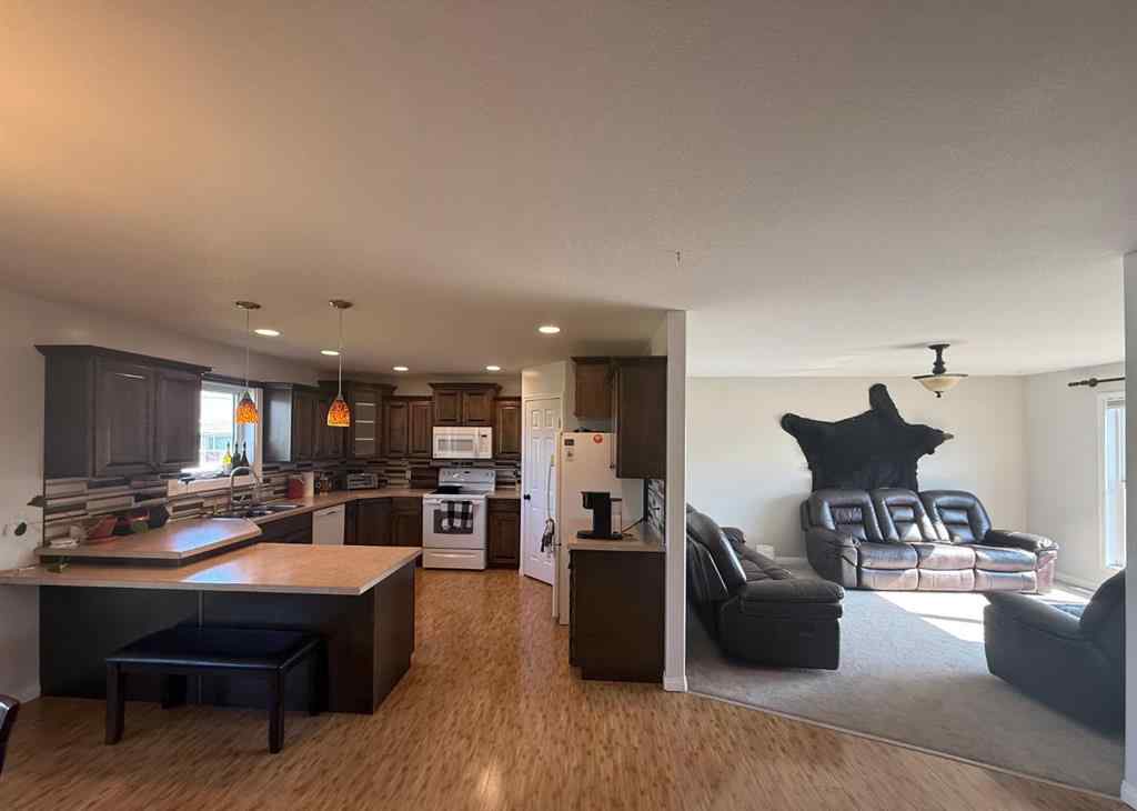 MLS® A2255480 - 9811 109 Street   in NONE La Crete, Residential